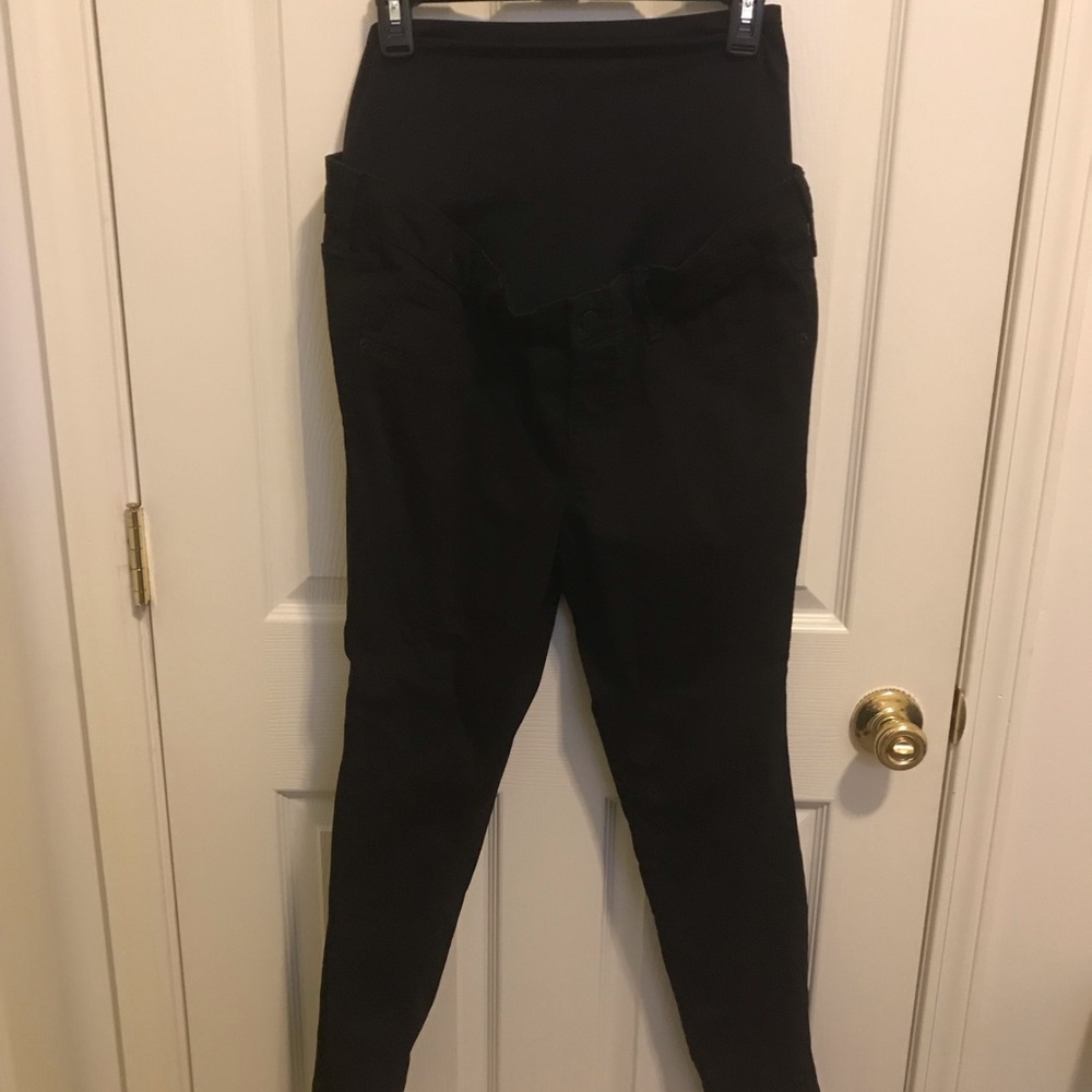 Old Navy Rockstar maternity jeans, size 12 (short)